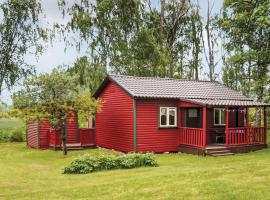 Pet Friendly Home In Slite With Kitchen, mökki kohteessa Gothem