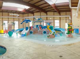 Grand Marquis Waterpark Hotel & Suites, готель у місті Вісконсин-Деллс