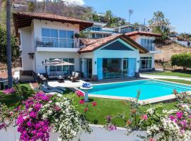 Luxury Villa in Ocotal Beach, hotel v destinaci Guanacaste
