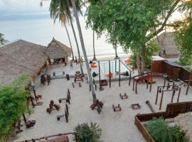 Wild Wood x Hansa Beach Fitness Resort, hotel en Thong Sala