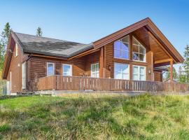 4 Bedroom Cozy Home In Sjusjøen, hotel in Sjusjøen