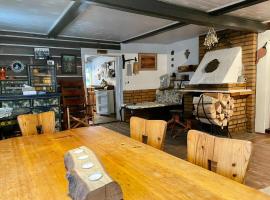 Roubenka u potoka Jizerské hory, σαλέ σε Desná