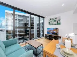 Convenient location 1 bedroom apt in CBD#2913