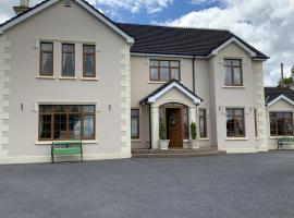 Mayrone House B&B, hotell i Donegal