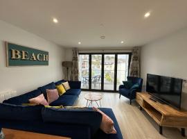 7 Putsborough - Luxury Apartment at Byron Woolacombe, only 4 minute walk to Woolacombe Beach!, ξενοδοχείο σε Woolacombe