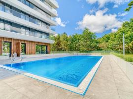 Nautic Park Apartamenty, hotel con piscina a Darlowko