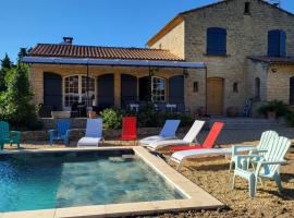 Villa gitedelea, готель у місті Обіньян