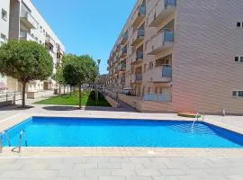 ENJOY your HOLIDAYS with us !!, TERRACE 25m2 - Apartment 65m2 3 Bedrooms, Capacity 4-6pers, WIFI, IDEAL to DIGITAL NOMAD Beach 5min walking, 4 Pools, Parking Opt, Air Conditioning