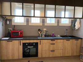 Belle maison 100m2 avec terrasse et parking privé