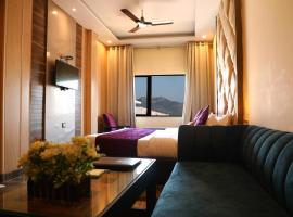 Perfectstayz Premium @Harkipauri Road, hotell i nærheten av Mansa Devi Temple i Haridwār