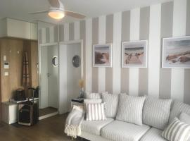 Apartament Marine Holiday Elbląg - winda -Parking w HALI GARAŻOWEJ -GRATIS -Business stays