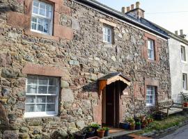 Willesdene Cottage, hotel with parking in Abernethy