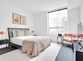 Belltown Studio w Parking Gym easy commute SEA-292