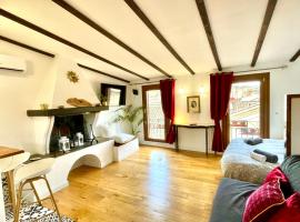 Mattia's penthouse - view over Trastevere roofs, hotel near Basilica of Santa Maria In Trastevere, Rome