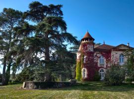 Château Marteret, котедж у місті Вік-Фезенсак