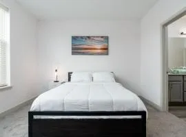 Affordable Private Bed Whitetown - Shared