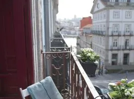 Santo da Casa / Sc apartments