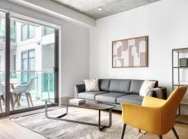 Downtown 1BR w Pool Gym WD nr Staples Center LAX-551