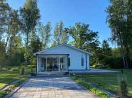 Trevlig stuga med uteplats