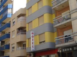 Hotel Azahar, hotel v destinaci Oliva
