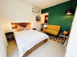 Eilat charming & cozy Studio, rumah kotej di Eilat