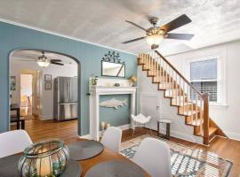 Private House Mins to Maymont Park, Trails & VCU!, hotel v destinaci Richmond