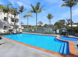 Providence Apartment 3, hotel i Hawks Nest