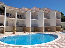 CABIONI - casa adosada con piscina comunitaria, cerca de la playa de Grifeu. - ES-228-39, hotel in Llança