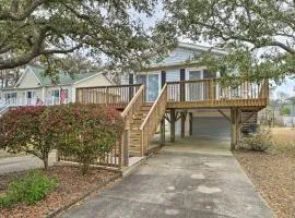 Cozy Oak Island House Less Than 1 Mi to Beaches!