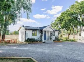 Awesome Home In Tösse With Kitchen