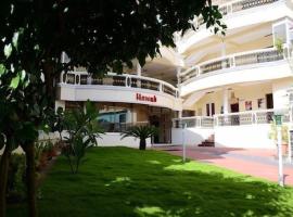 Hawah Beach Resort Kovalom، فندق في كوفالام