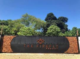 The Firefly Resort, hotel in Semporna