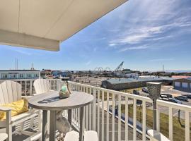 End-Unit Ocean City Condo with Panoramic Views!, hotel in Ocean City
