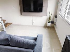 HERMOSO DÚPLEX NECOCHEA, hotel en Necochea