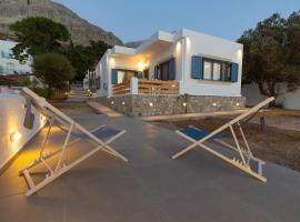 Villa Maria - Seashore Serenity Villa at Myrties Beach Kalymnos: Myrties şehrinde bir tatil evi