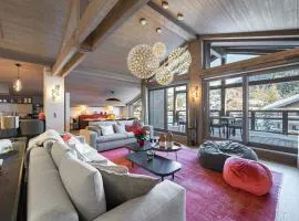 Penthouse à Megève avec Jacuzzi, Sauna, Piscine & Salle de Sport - FR-1-569-27