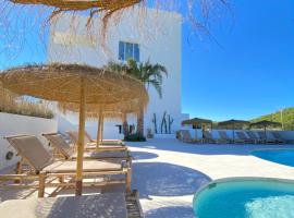 The Olive Boutique Suites & Spa, appartement in Cala Llonga