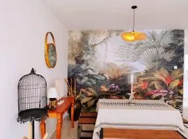 Ipoh Manhattan waterpark safari-12pax(projector)