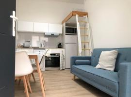 F2 équipé, 15mn de Paris, parking, climatisation, apartman Bourg-la-Reine-ben