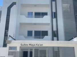Suites Maya Ka’an, apartment in Cancún