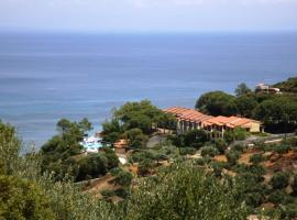 Celia Apartments, leilighetshotell i Vasilikos