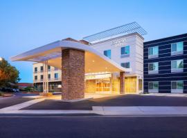 Fairfield Inn & Suites by Marriott Fresno North/Shaw Avenue, hotel near Rotary Storyland and Playland, Fresno