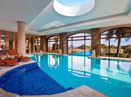 Sheraton Colonia Golf & Spa Resort, מלון בקולוניה דל סקרמנטו