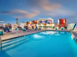 SpringHill Suites by Marriott Las Vegas Convention Center