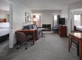 Residence Inn Pinehurst Southern Pines, готель у місті Сатерн-Пайнз