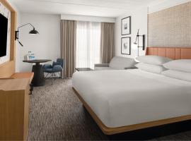 Sheraton Milwaukee Brookfield, hotel Sheraton en Brookfield