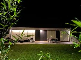 La Casa de Hierba - Casa de campo de diseño con jardín y wifi cerca de las playas de Llanes