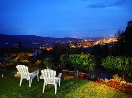 Panoramic View Village of Villa Luigina Cortona, hotel in Castiglion Fiorentino