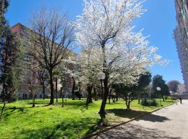 Giardino sul Naviglio, hotel in zona Stazione Metro Famagosta, Milano