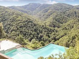 Gorgeous Apartment In Carcheto Brustico